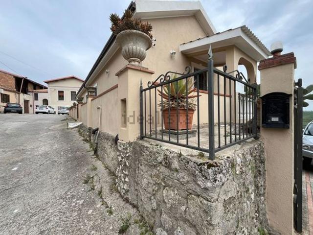 Casa in vendita a Calabria, Catanzaro