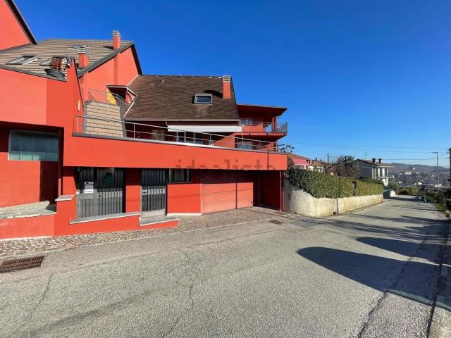 Casa in vendita a Bricco, Piobesi d'Alba