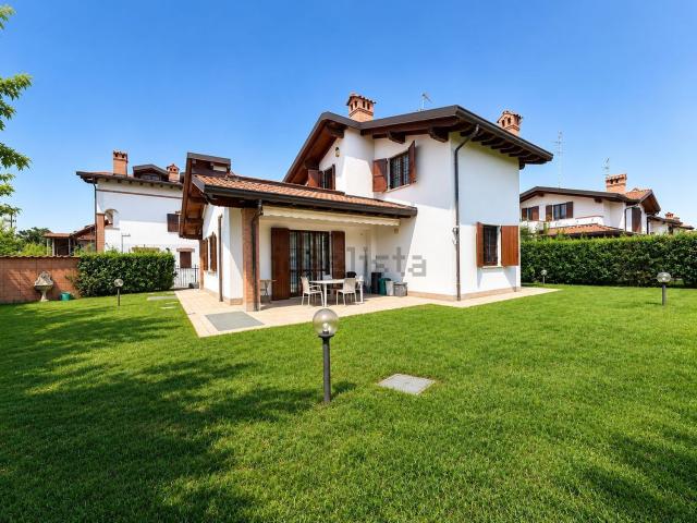 Casa in vendita a Ciserano, Lombardia