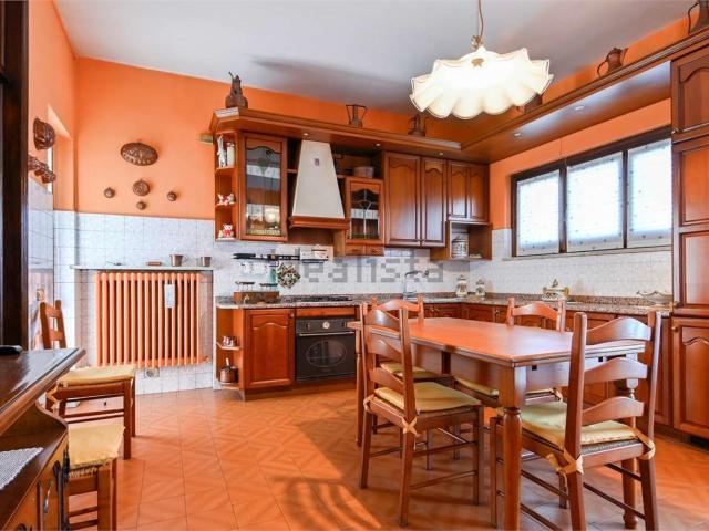 Casa in vendita a Covo, Bergamo