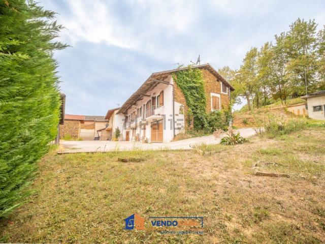 Casa in vendita a Dronero, Cuneo