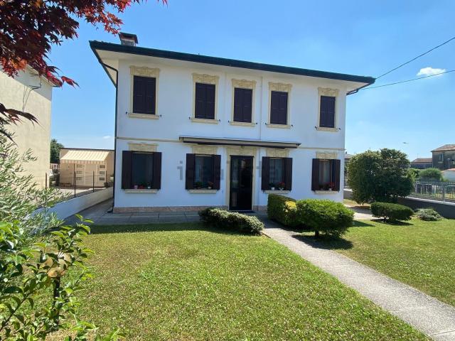 Casa in vendita a Adria, Veneto
