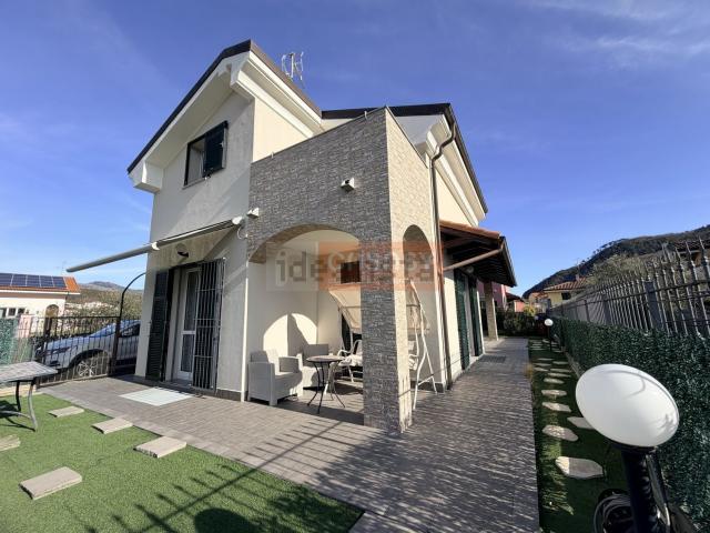 Casa in vendita a Villanova D'albenga, Liguria