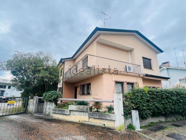 Casa in vendita a Cervignano Del Friuli, Friuli-Venezia Giulia