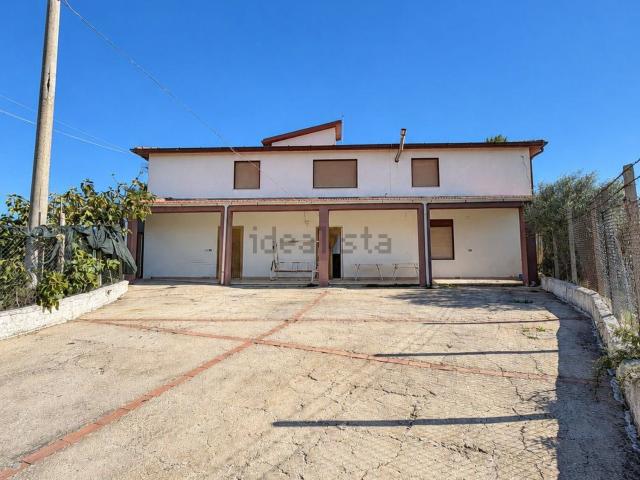 Casa in vendita a Naro, Agrigento