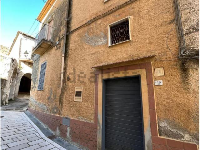 Casa in vendita a Durazzano, Campania