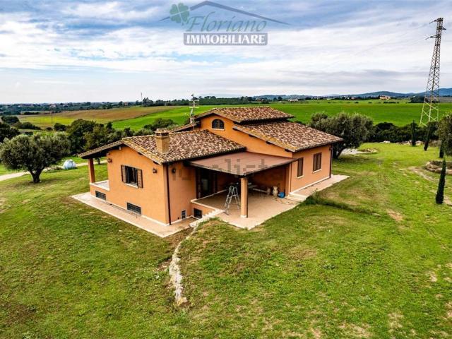 Casa in vendita a Montalto Di Castro, Lazio