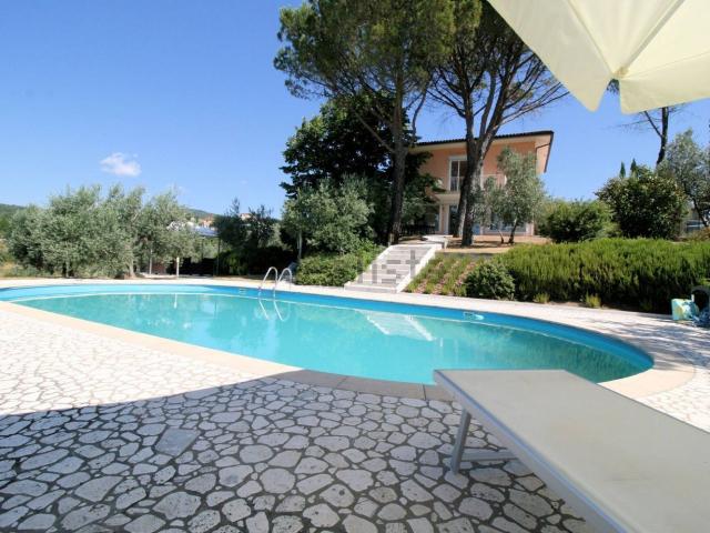 Casa in vendita a Palazzo Del Pero, Toscana