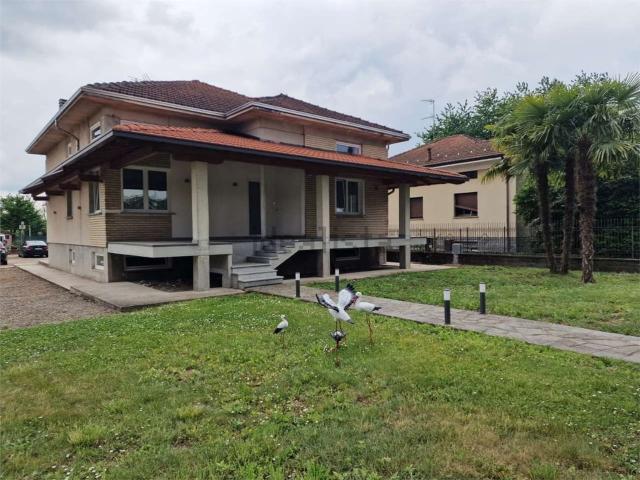 Casa in vendita a Piemonte, Novara