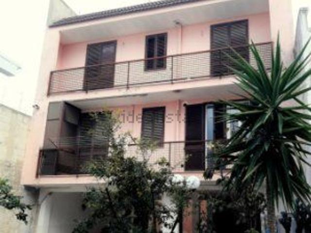 Casa in vendita a Puglia, Bari