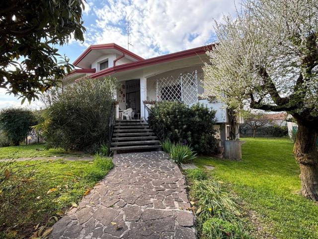 Casa in vendita a Fiume Veneto, Friuli-Venezia Giulia