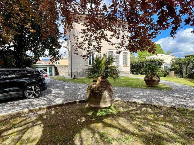 Casa in vendita a Santissima Annunziata, Bagni Di Lucca Ponte