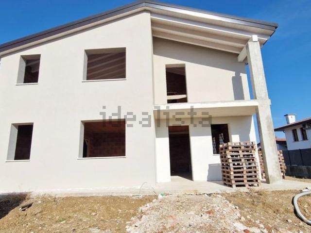 Casa in vendita a Tezze Sul Brenta, Veneto