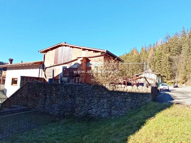 Casa in vendita a Onore, Lombardia