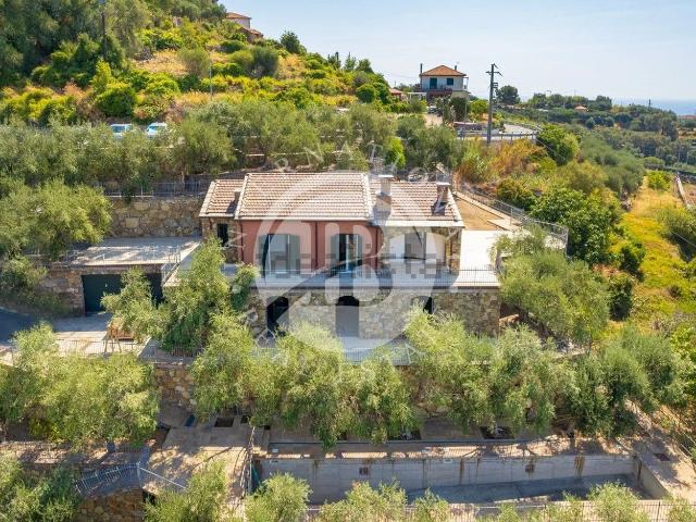 Casa in vendita a Terzorio, Liguria
