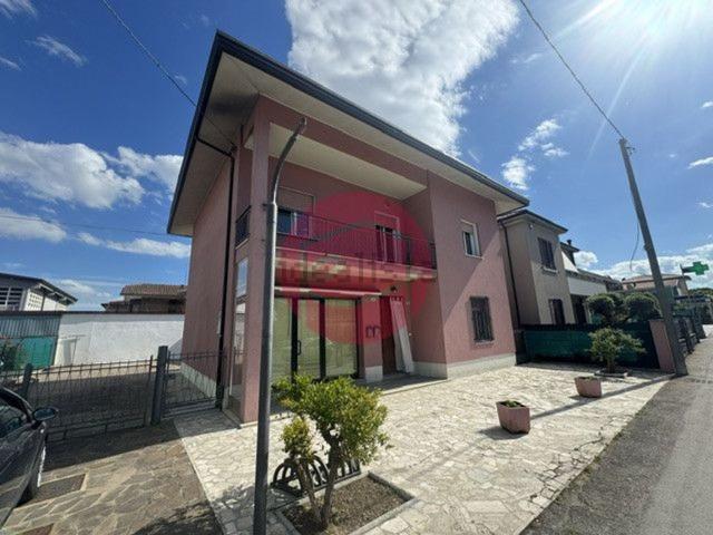 Casa in vendita a Gambettola, Reggio Emilia