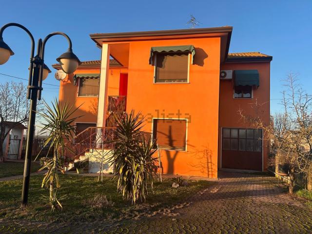 Casa in vendita a Unione Delta del Po, Codigoro