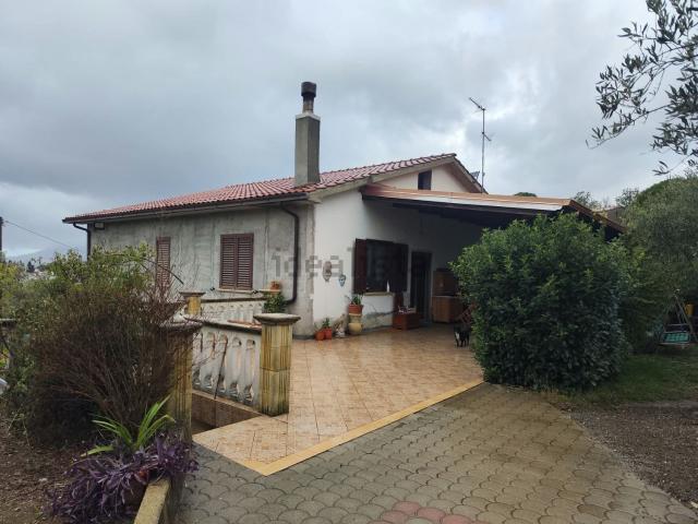 Casa in vendita a Rogliano, Cosenza