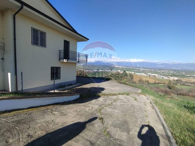 Casa in vendita a Calabria, Cosenza