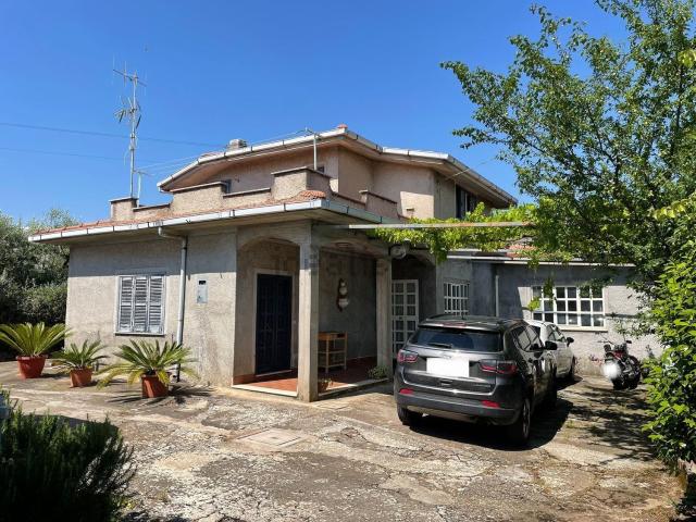 Casa in vendita a Colle degli Dei, Velletri