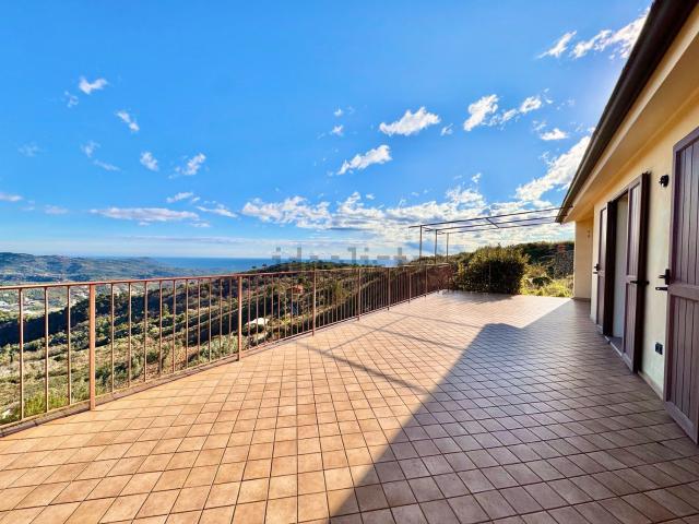 Casa in vendita a Civezza, Liguria