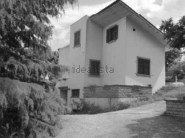 Casa in vendita a Viterbo, Lazio
