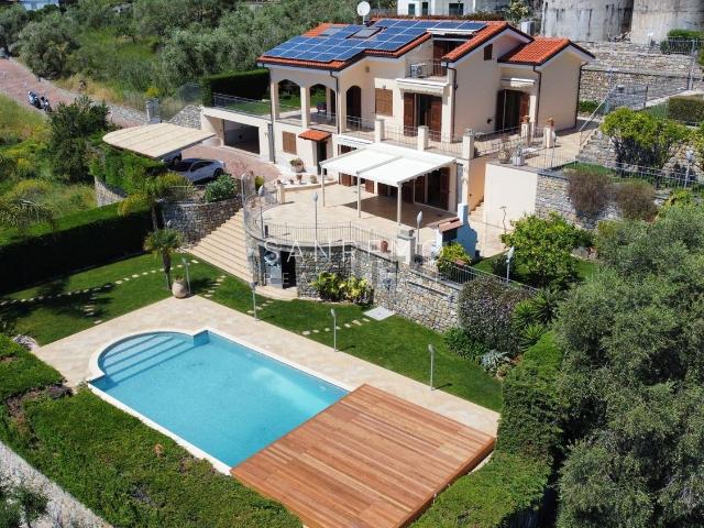 Casa in vendita a San Lorenzo, San Remo