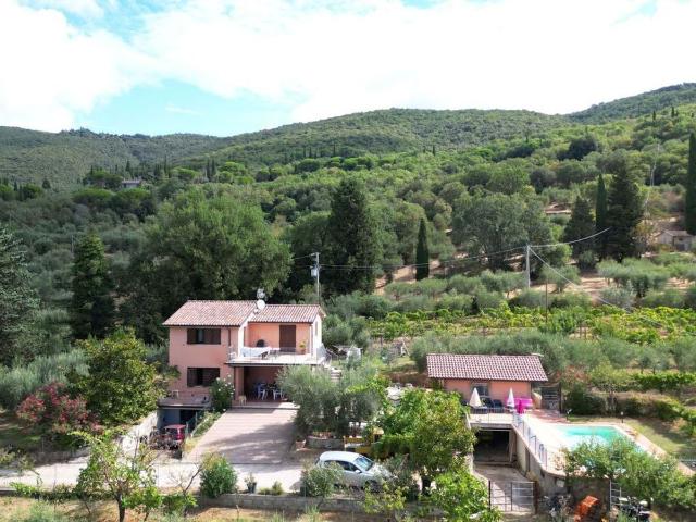 Casa in vendita a Passignano Sul Trasimeno, Umbria
