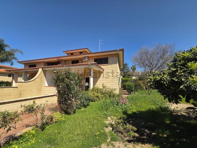 Casa in vendita a Lama, Puglia