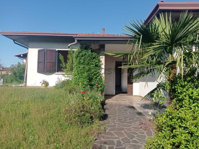 Casa in vendita a Puegnago, Lombardia