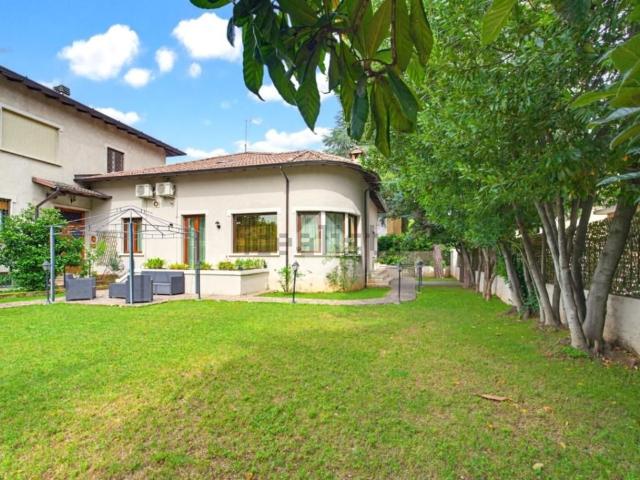 Casa in vendita a Zona Centro, Brescia