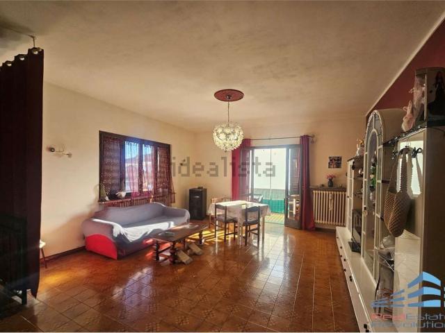 Casa in vendita a Carpignano Sesia, Novara