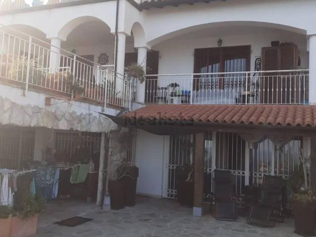 Casa in vendita a Mortola Inferiore, Ventimiglia