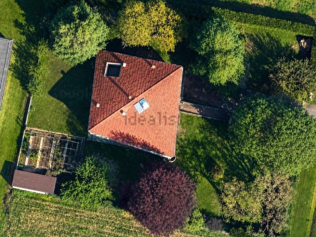 Casa in vendita a Turate, Lombardia