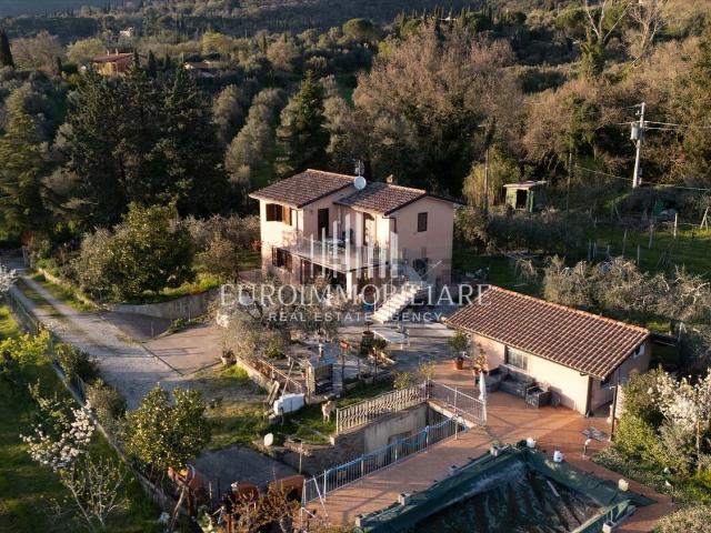 Casa in vendita a Passignano Sul Trasimeno, Umbria