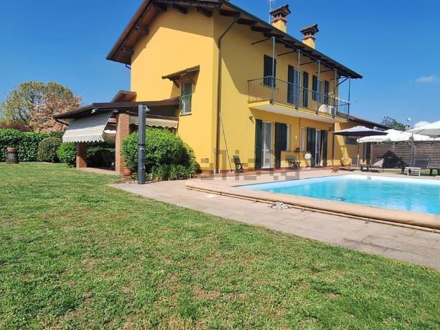 Casa in vendita a Piemonte, Novara