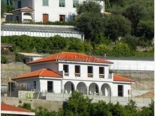 Casa in vendita a Camporosso, Liguria