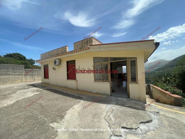 Casa in vendita a Carini, Sicilia