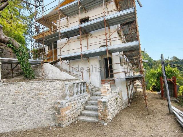 Casa in vendita a Borgo Solestà, Ascoli Piceno