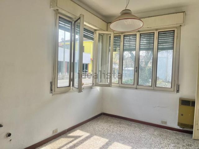 Casa in vendita a Moglia, Lombardia