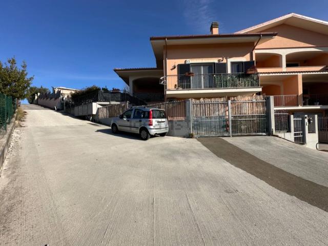Casa in vendita a Poggio Moiano, Lazio