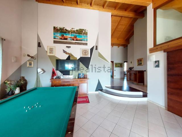 Casa in vendita a Bassa Reggiana, Re