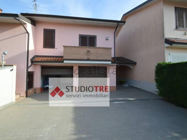 Casa in vendita a Villanova D'ardenghi, Lombardia