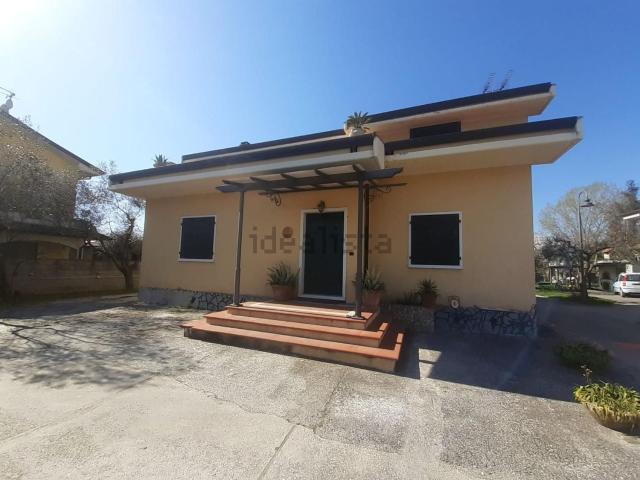 Casa in vendita a La Prada, Carrara