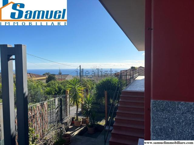Casa in vendita a Santa Venerina, Sicilia