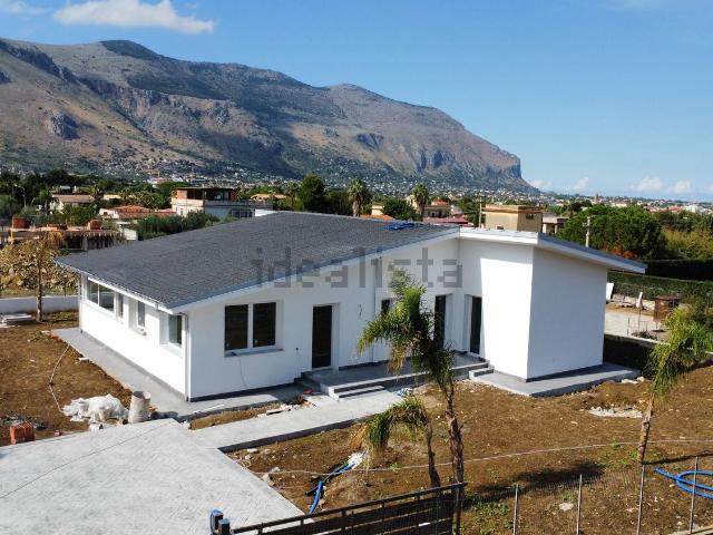 Casa in vendita a Carini, Sicilia