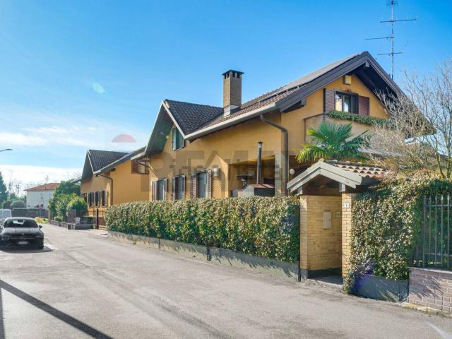 Casa in vendita a Buscate, Lombardia