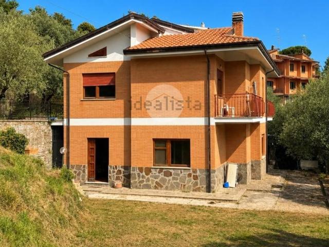 Casa in vendita a Paliano, Lazio