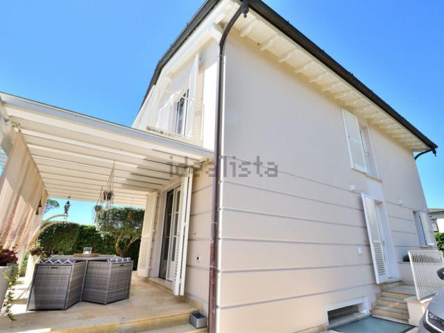 Casa in vendita a Ponterosso, Pietrasanta