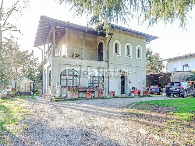 Casa in vendita a Montagnone, Turbigo